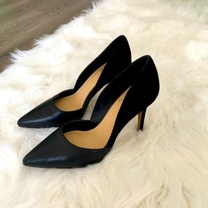 Vince Camuto Black Pumps Heels size 6